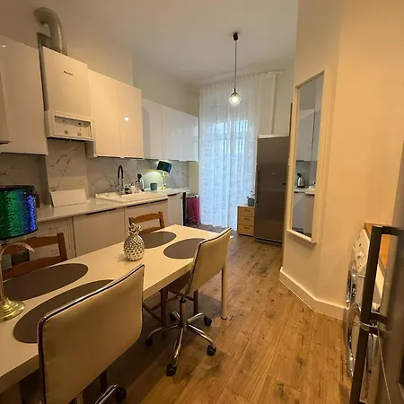 Apartament Pomorska *